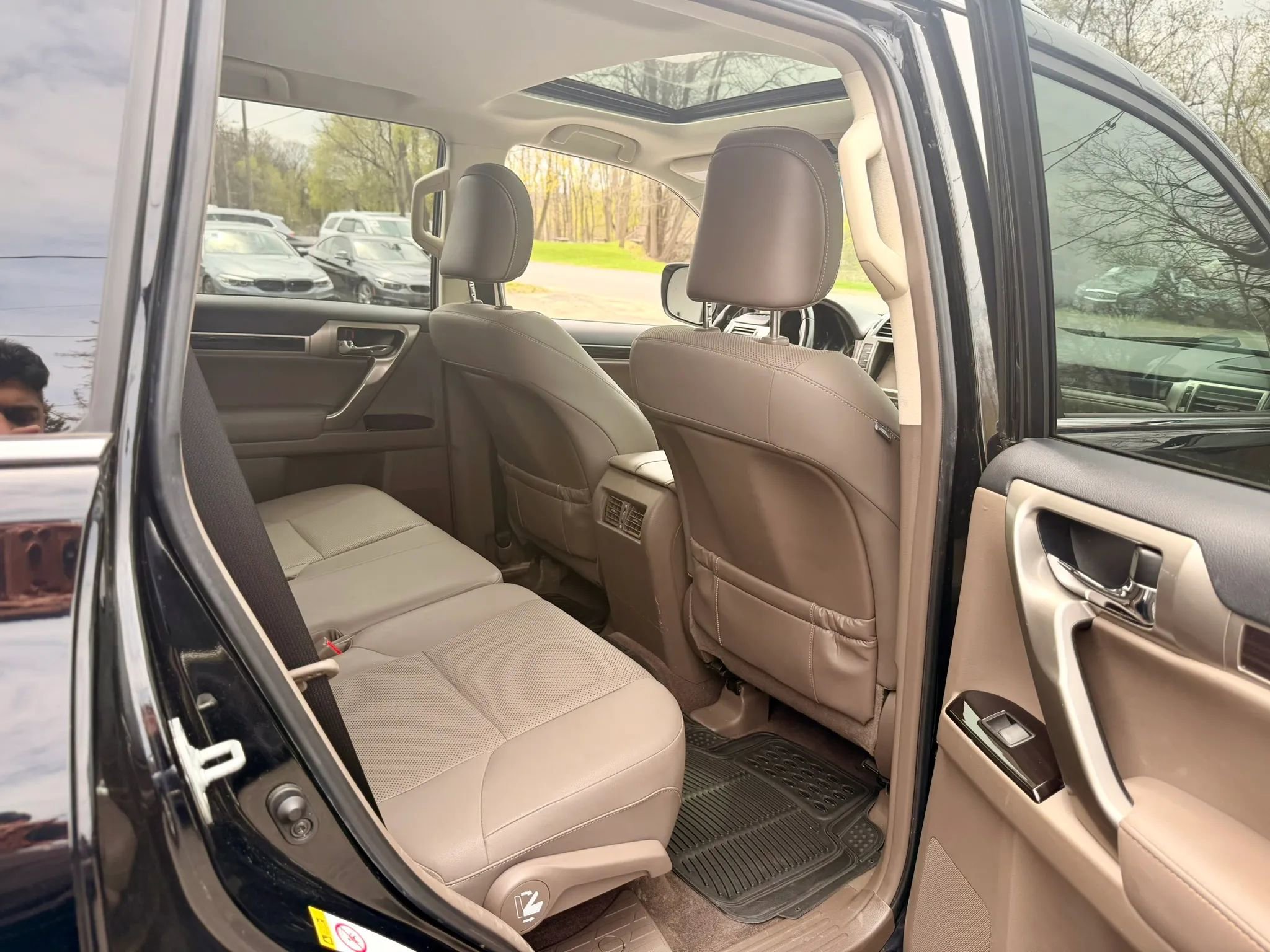 Used 2018 Lexus GX 460 w/ Navigation Package AWD/4WD image 33