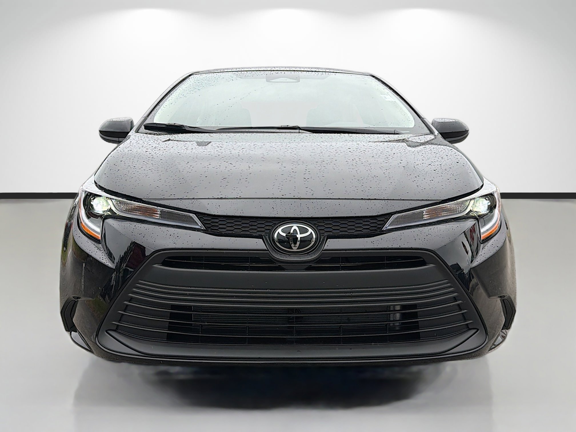 Used 2025 Toyota Corolla LE image 8