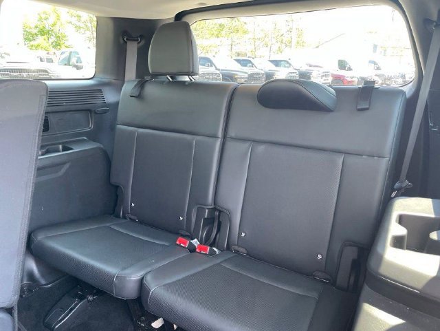 Used 2025 Hyundai Santa Fe SEL FWD image 33