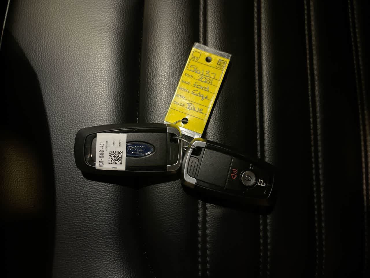 Used 2024 Ford Edge SEL AWD/4WD image 25