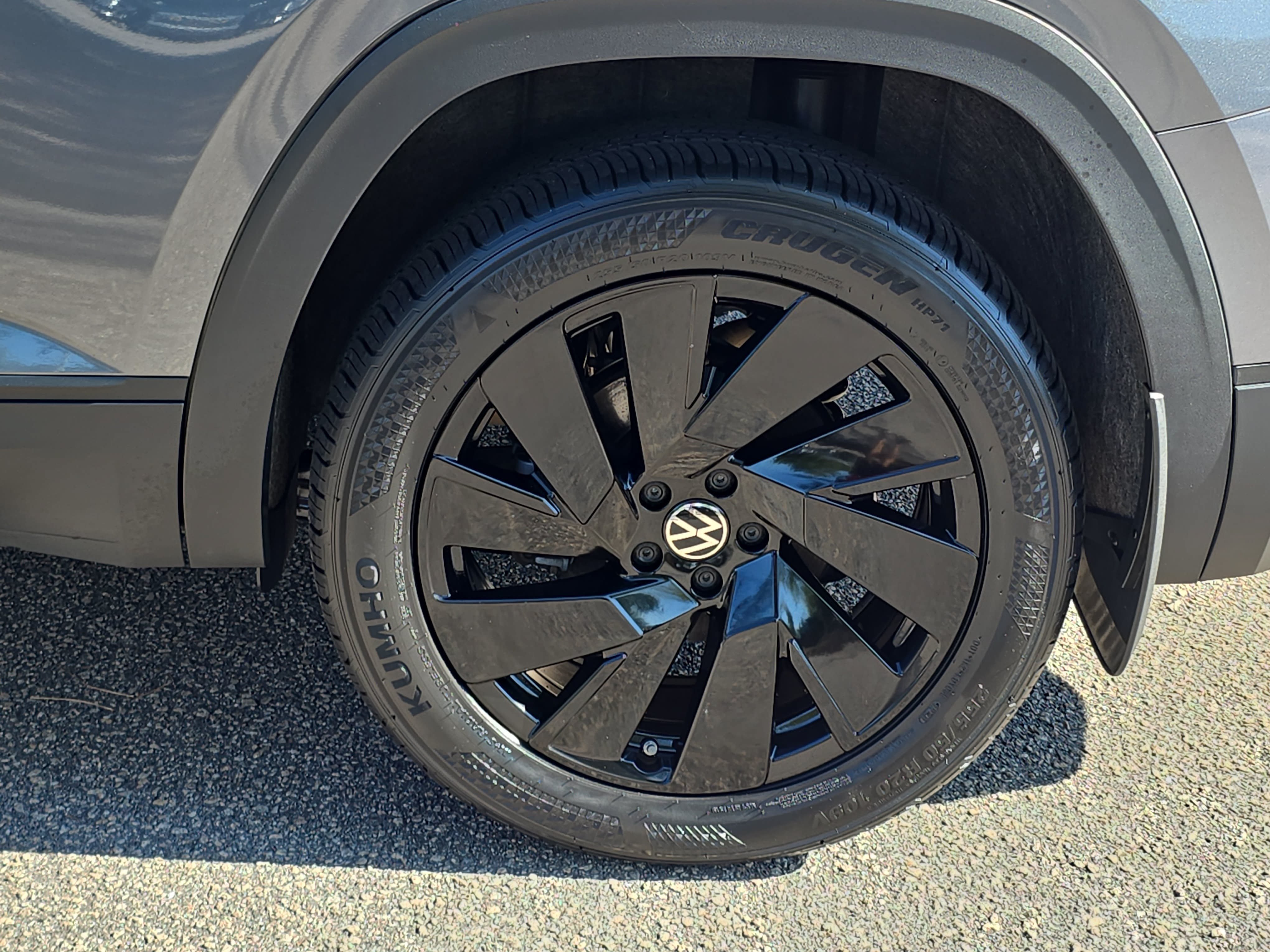 Used 2024 Volkswagen Atlas SE AWD/4WD image 35