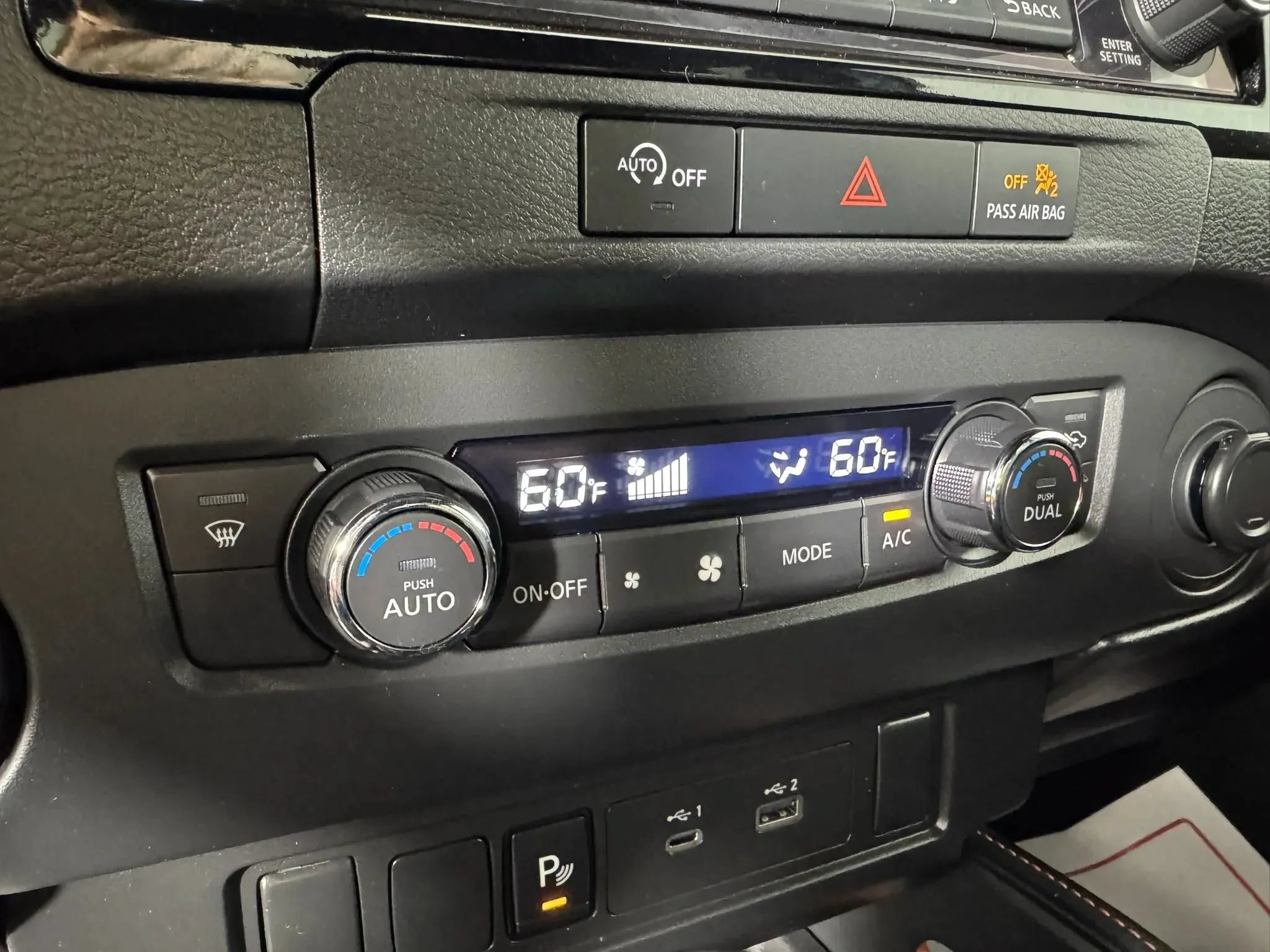 Used 2024 Nissan Frontier PRO-4X w/ Technology Package AWD/4WD image 21