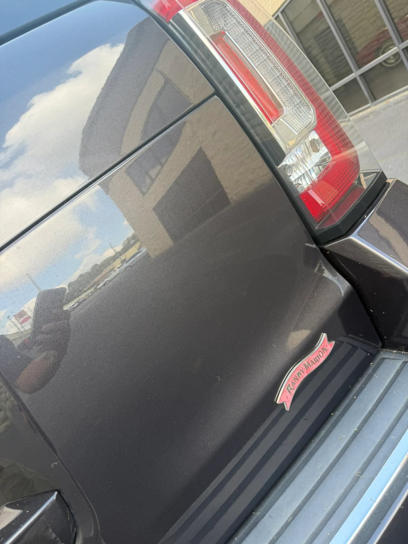 Used 2017 GMC Yukon Denali w/ Open Road Package RWD image 11