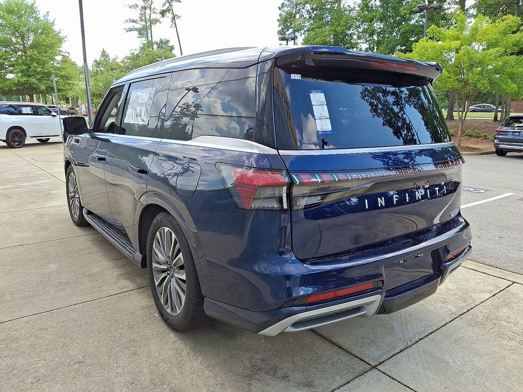 New 2025 INFINITI QX80 Luxe image 3