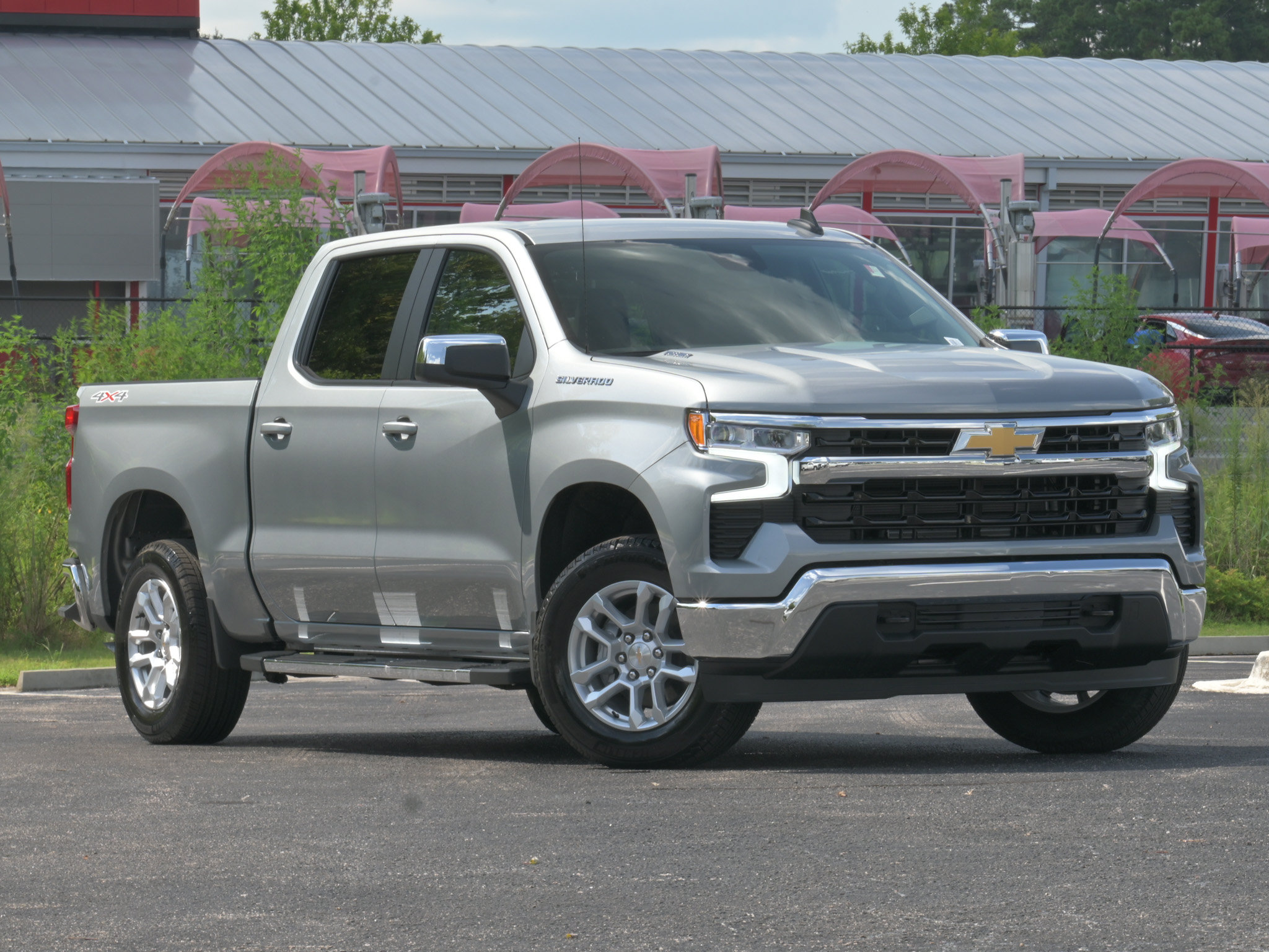 Used 2026 Chevrolet Silverado 1500 LT AWD/4WD image 2