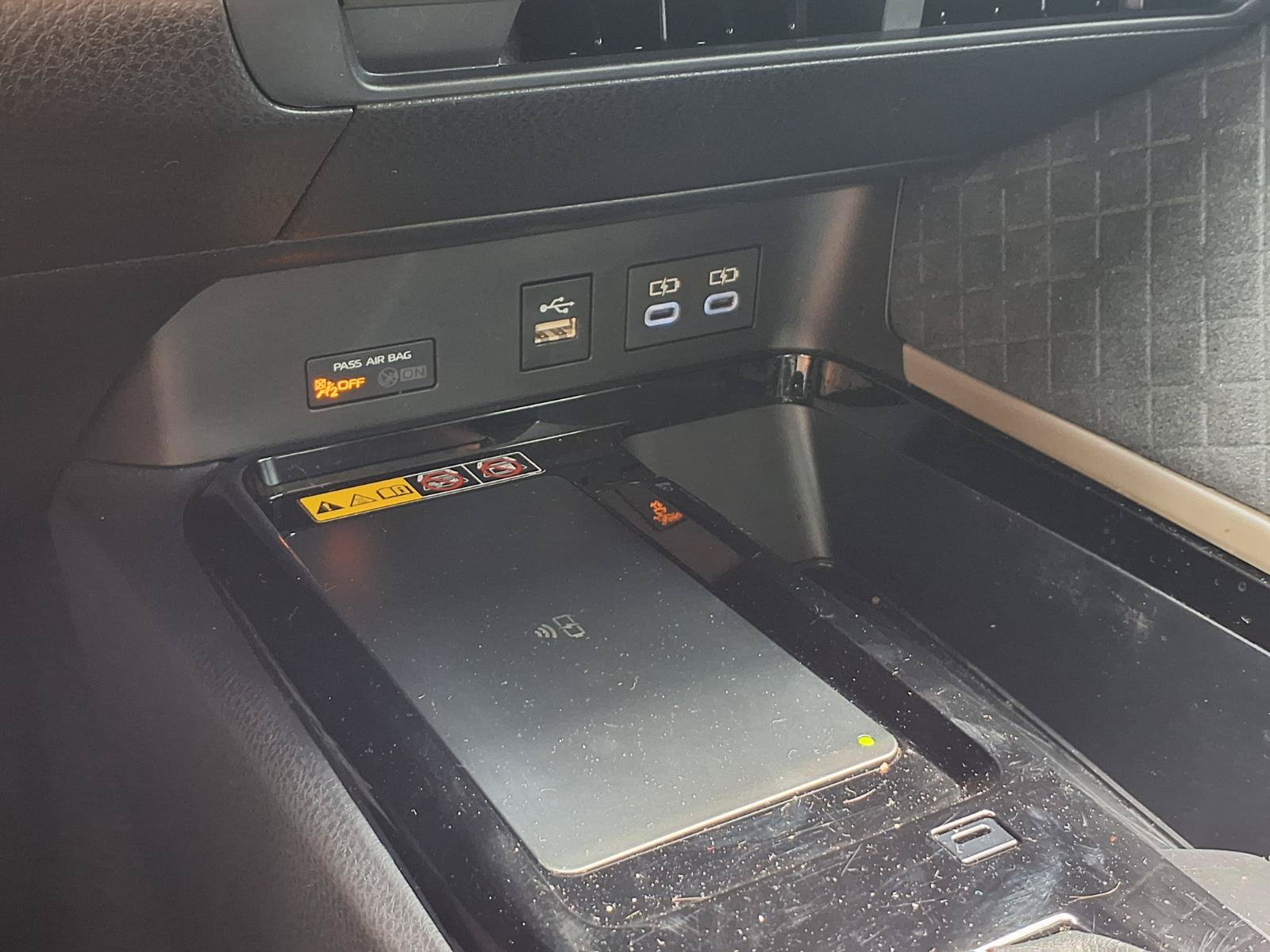 Certified 2025 Toyota Camry XLE FWD image 11