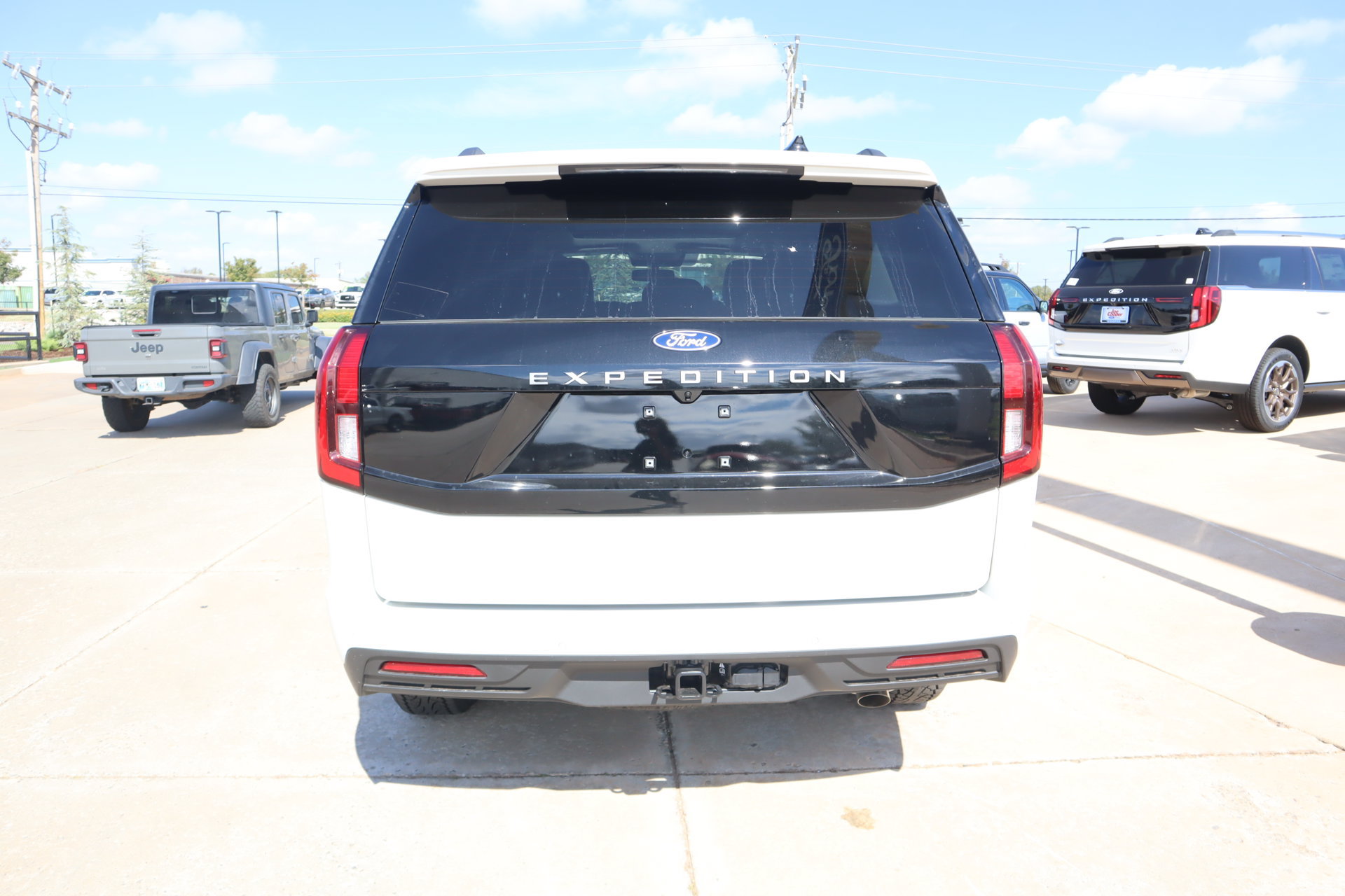 New 2027 Ford Expedition Active AWD/4WD image 25