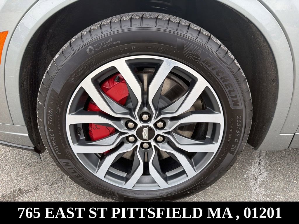 Used 2024 Cadillac XT6 Sport w/ Technology Package image 37