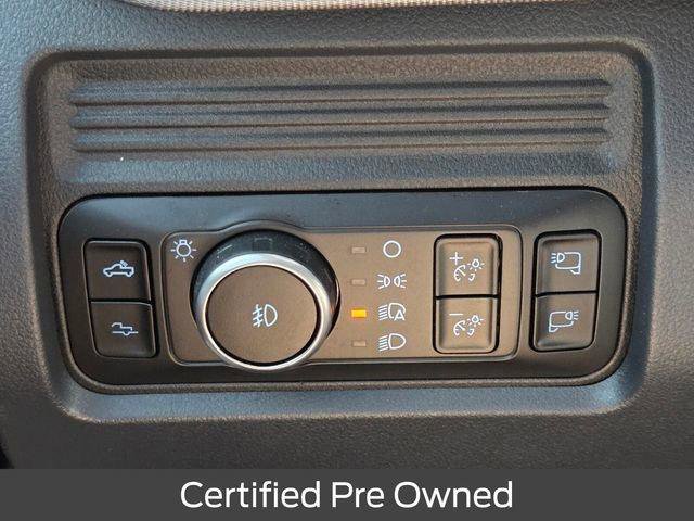 Used 2025 Ford F350 Platinum w/ FX4 Off-Road Package AWD/4WD image 31