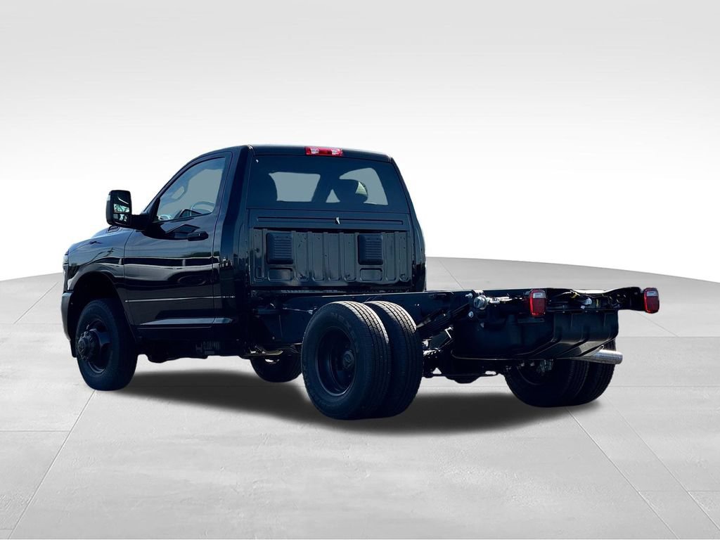New 2026 RAM 3500 Tradesman AWD/4WD image 5