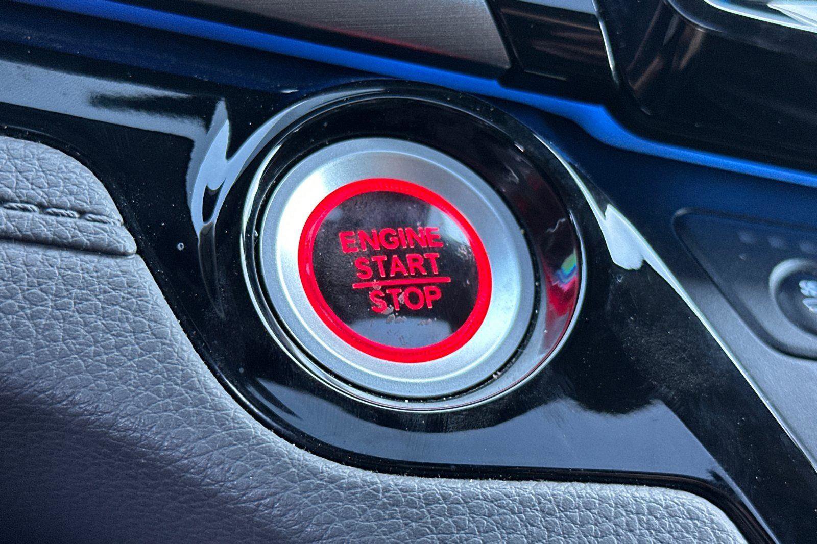 Used 2018 Honda Odyssey Elite image 24