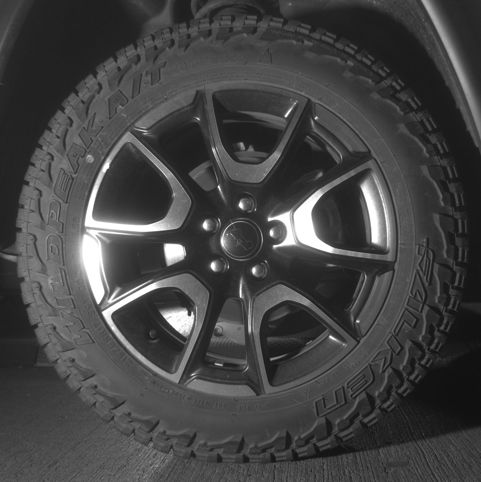 Used 2025 Jeep Compass Trailhawk AWD/4WD image 15