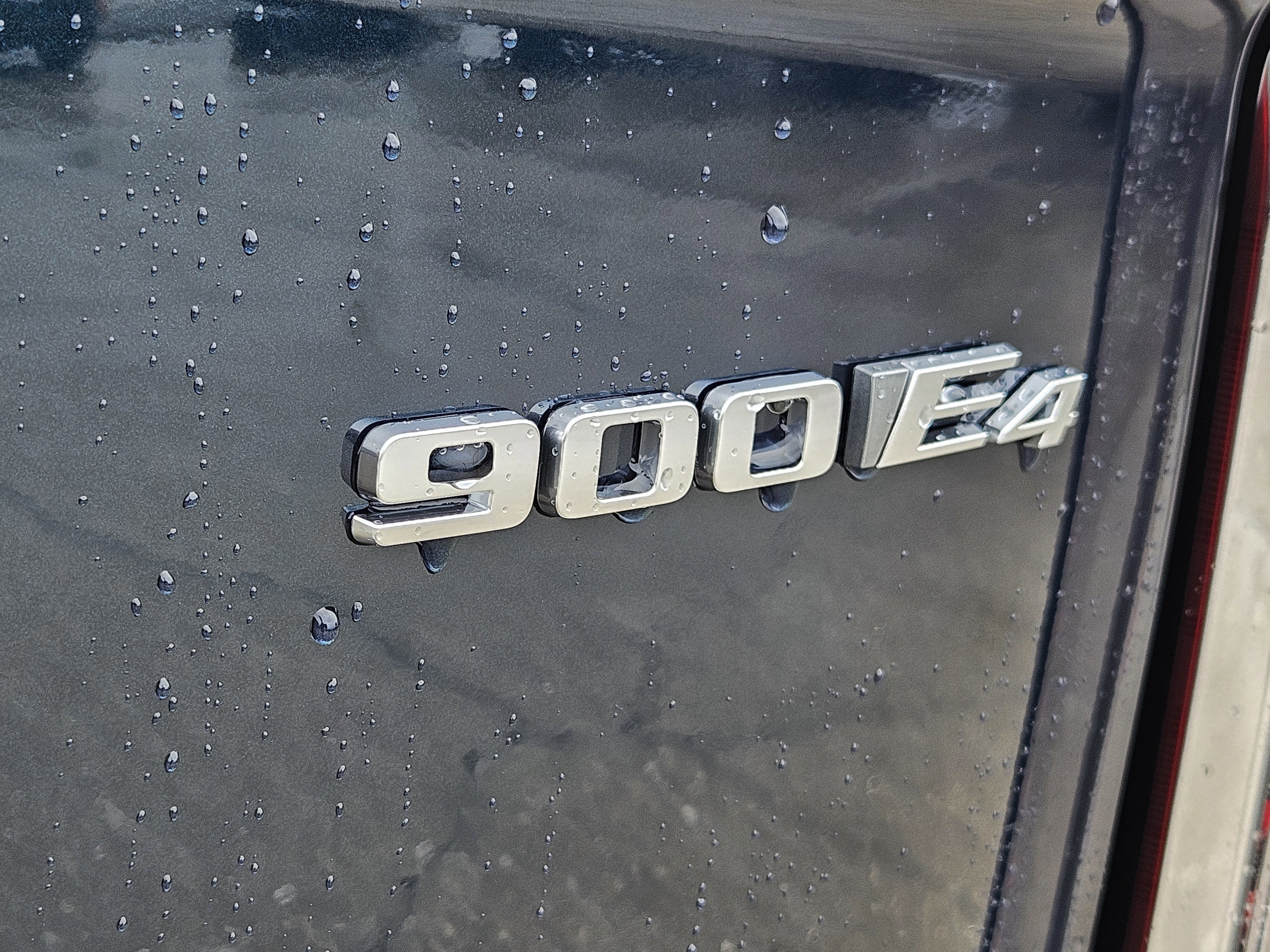 New 2026 Cadillac Vistiq Luxury image 11