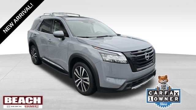 Used 2024 Nissan Pathfinder Platinum