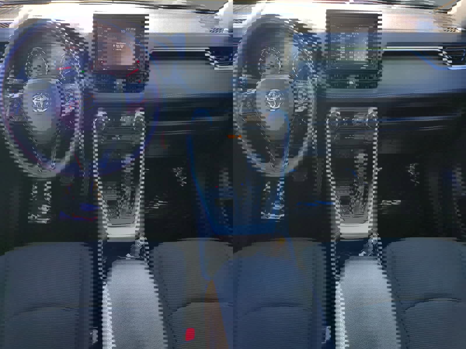 Used 2020 Toyota RAV4 LE w/ All Weather Liner Package image 10