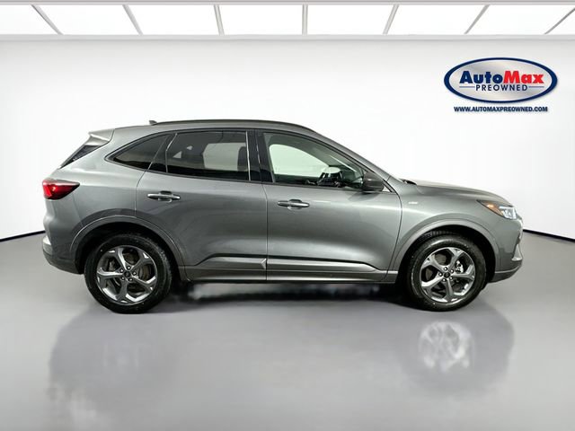 Used 2024 Ford Escape ST-Line image 9