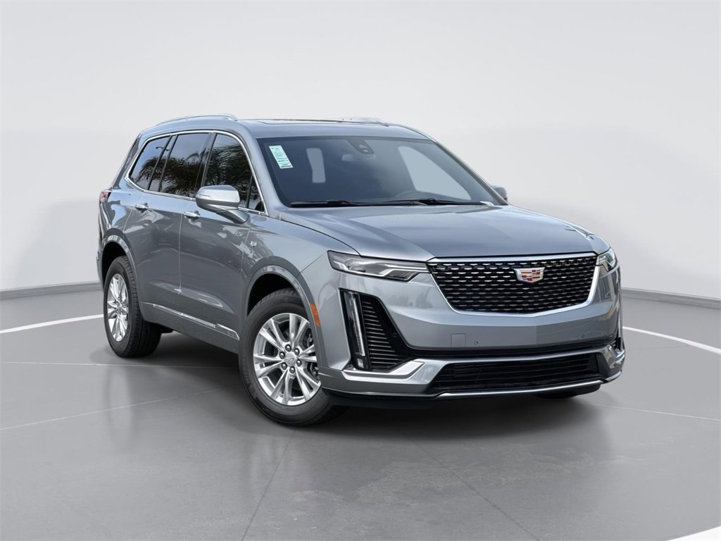 New 2025 Cadillac XT6 Luxury image 1