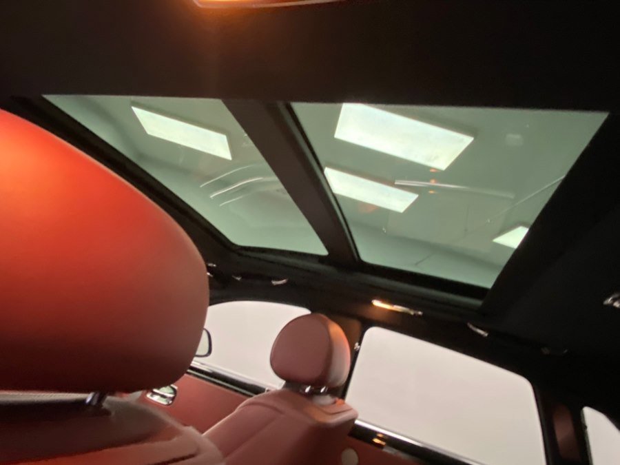 Used 2015 Rolls-Royce Ghost image 39