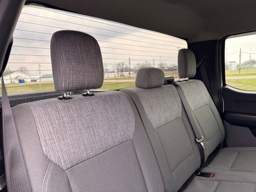 Used 2025 Ford F350 XLT image 32