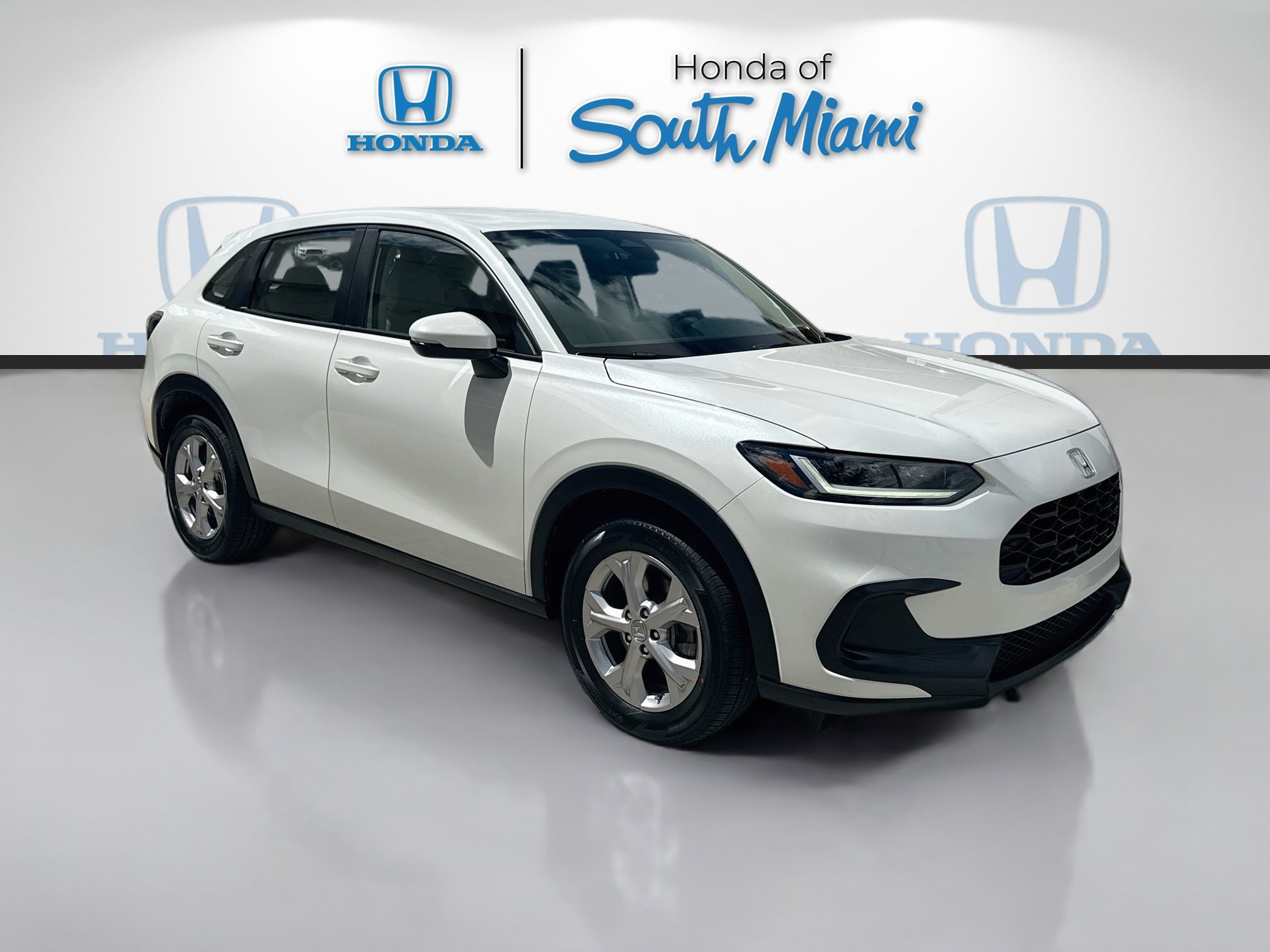 Used 2024 Honda HR-V LX image 1