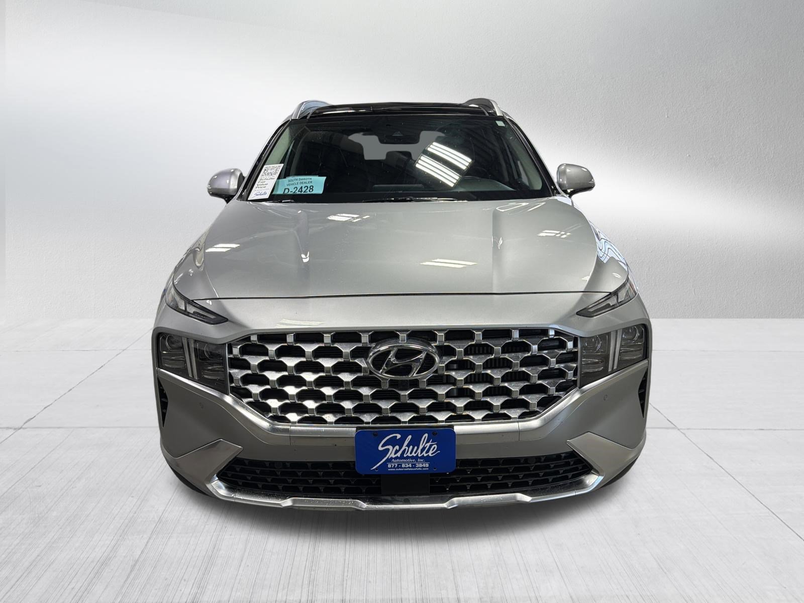 Used 2022 Hyundai Santa Fe Limited w/ Cargo Package image 2