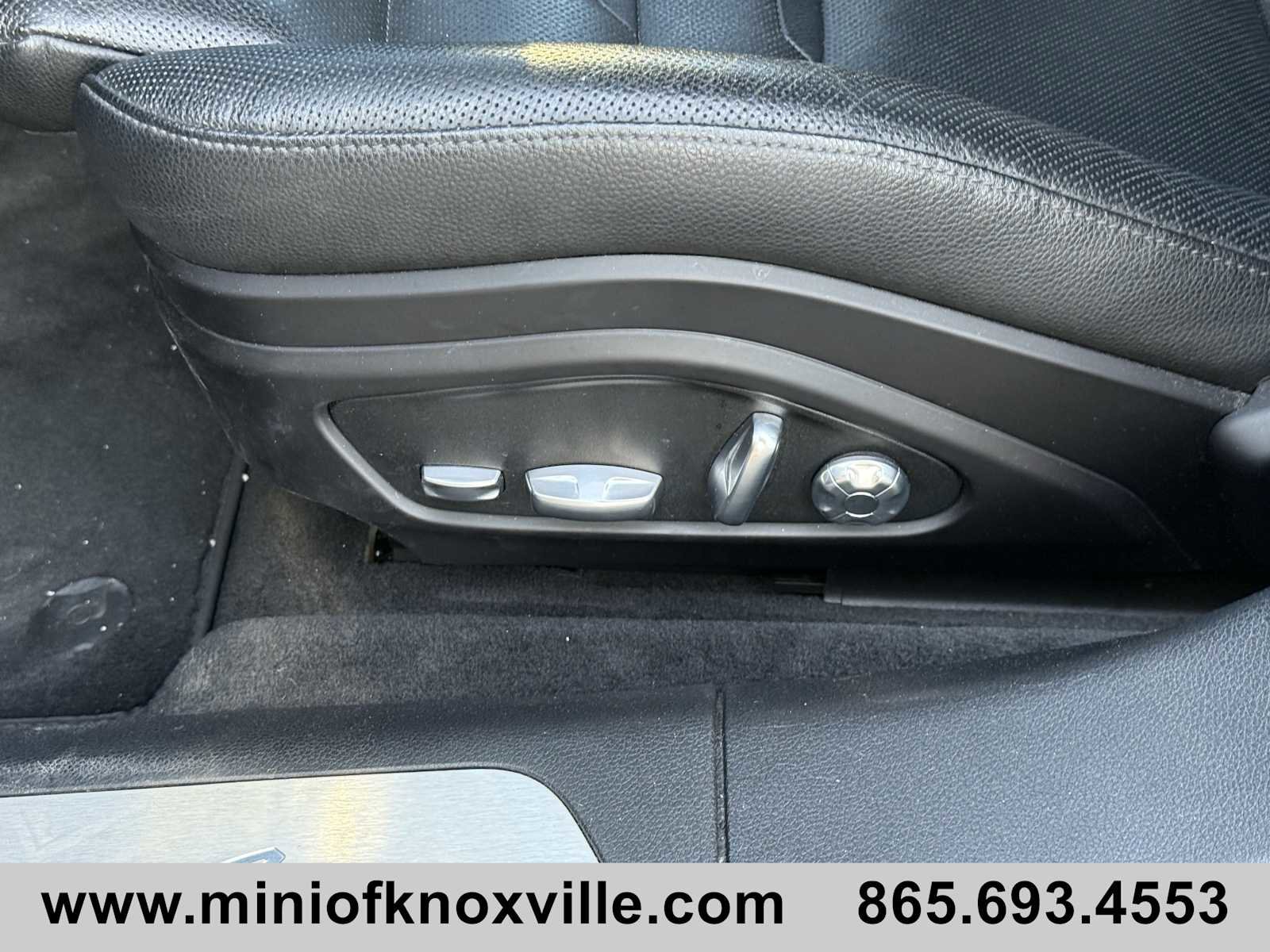 Used 2018 Porsche Panamera 4 image 11