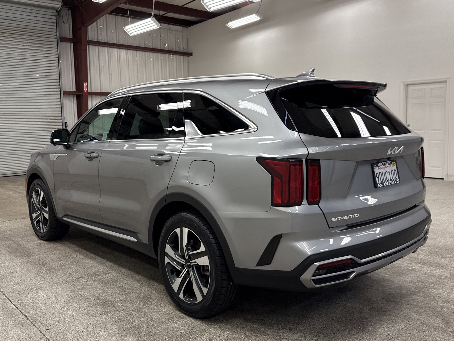 Used 2023 Kia Sorento SX Prestige image 22