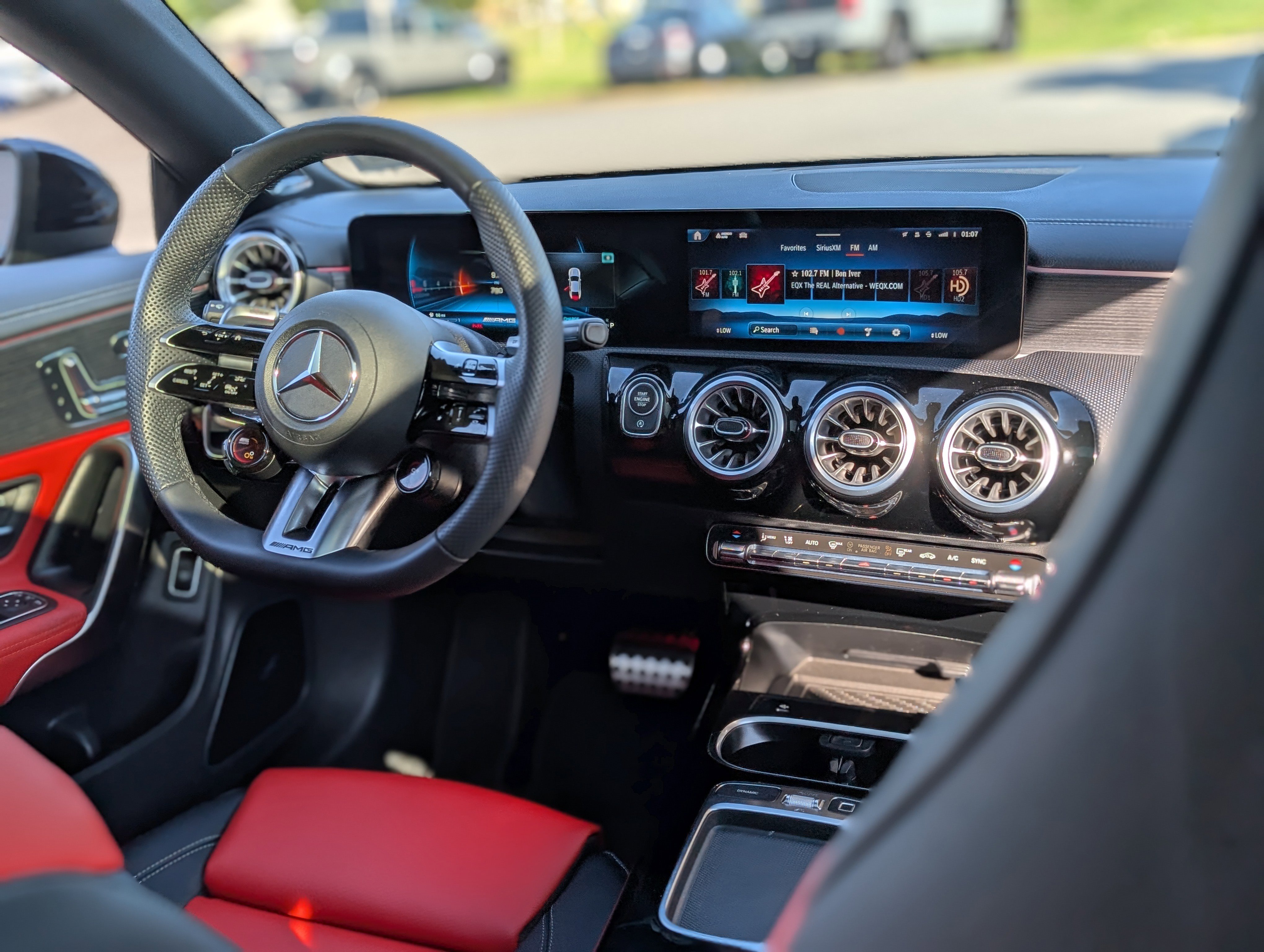 Used 2025 Mercedes-Benz CLA 35 AMG 4MATIC image 25