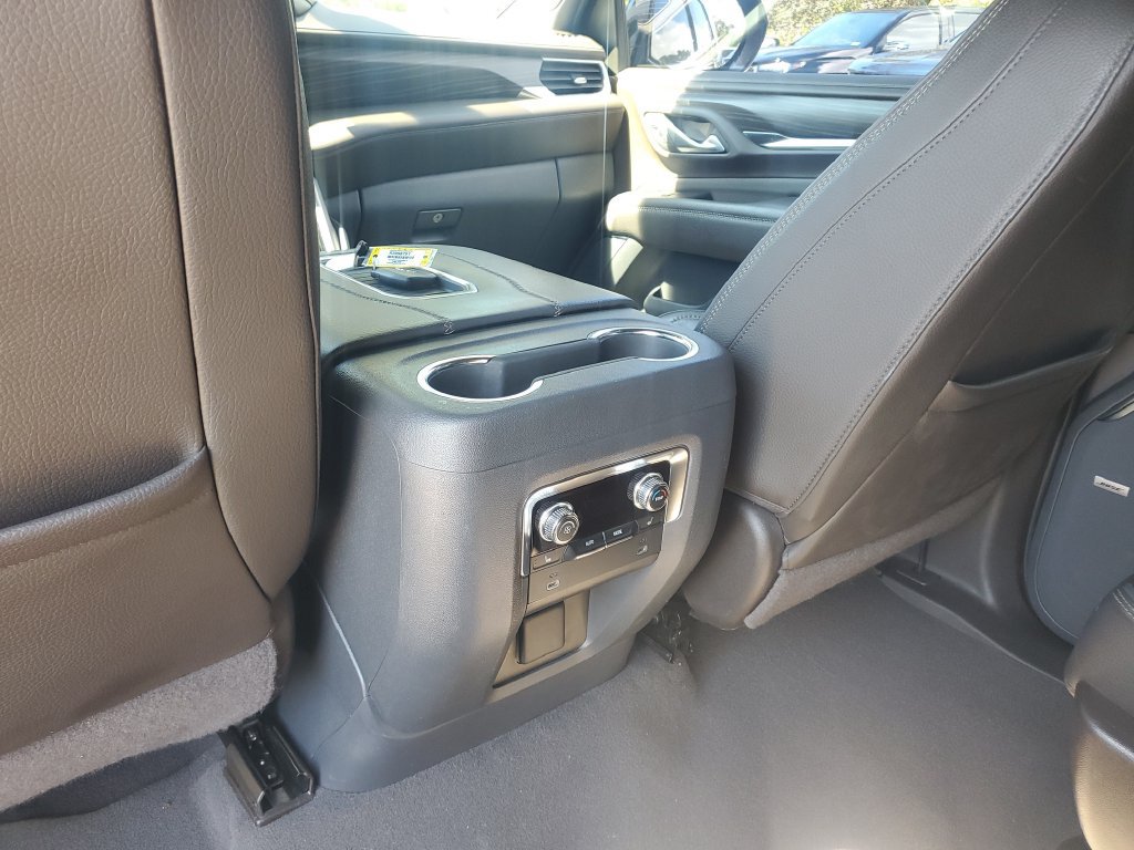 Used 2022 GMC Yukon Denali w/ Max Trailering Package AWD/4WD image 14