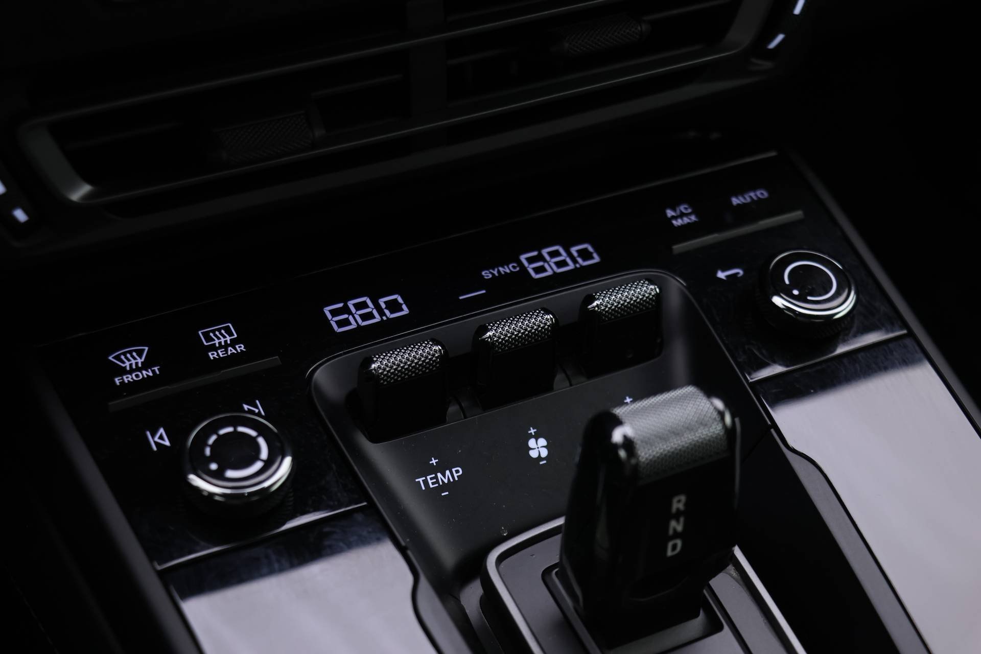 Certified 2024 Porsche 911 Carrera GTS image 17