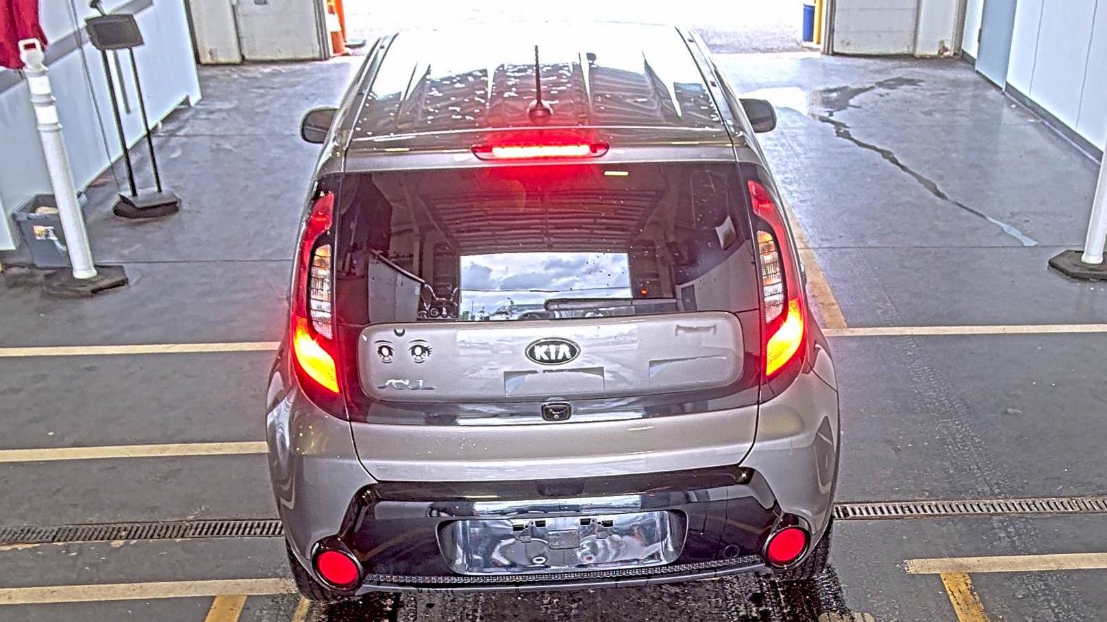 Used 2016 Kia Soul + FWD image 10