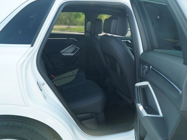 Used 2021 Audi Q3 2.0T Premium w/ Convenience Package image 23