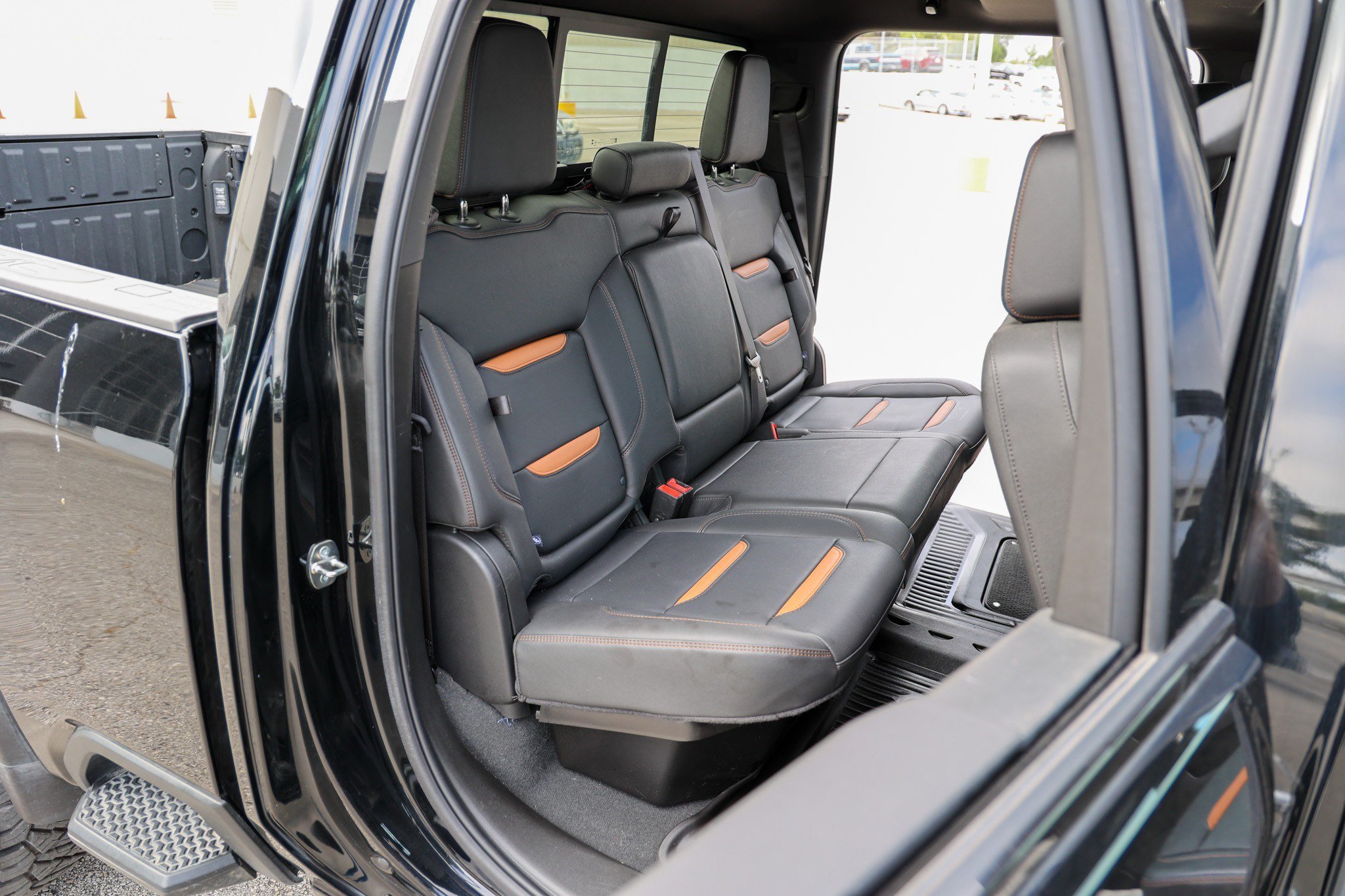 Used 2024 GMC Sierra 2500 AT4 w/ AT4 Premium Plus Package AWD/4WD image 47