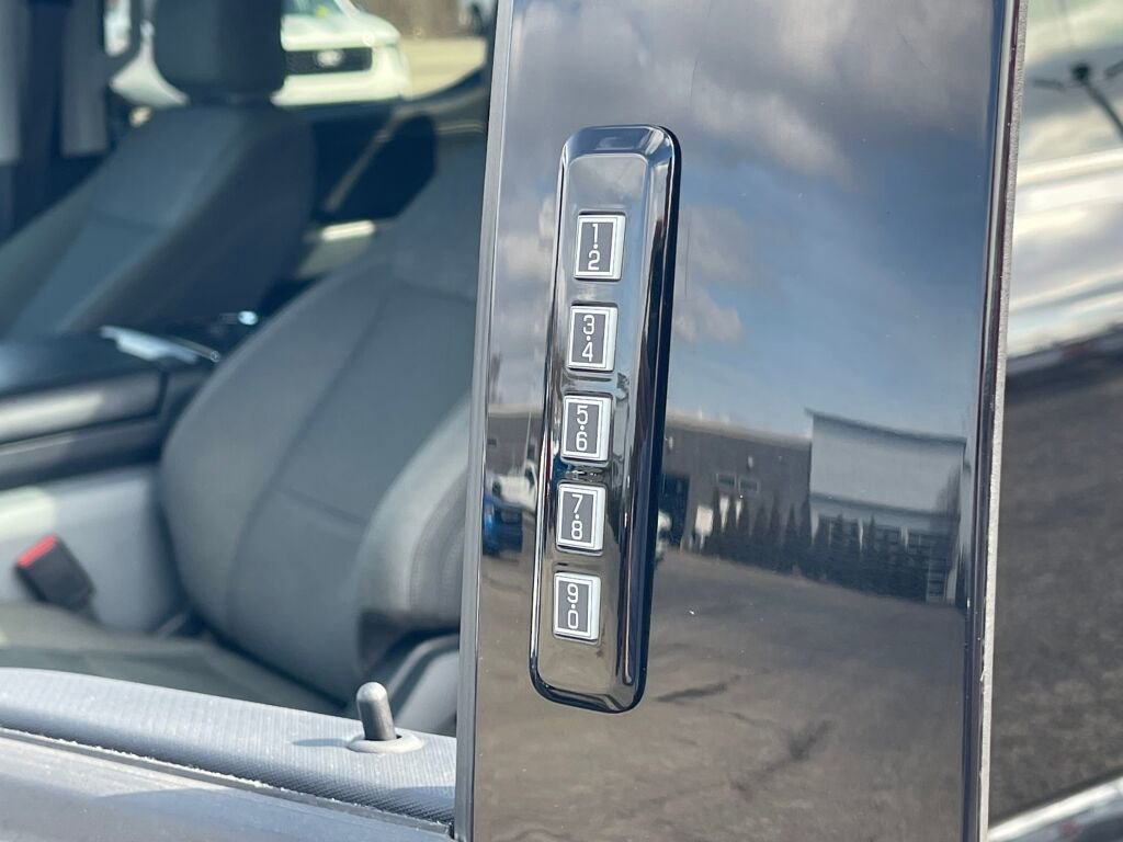 Used 2024 Ford F150 XLT w/ Mobile Office Package image 34