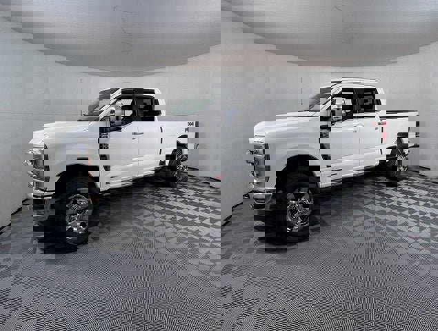 New 2026 Ford F250 Lariat w/ Lariat Ultimate Package image 2