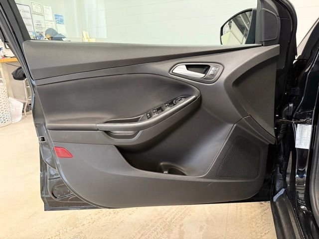 Used 2018 Ford Focus SE image 17