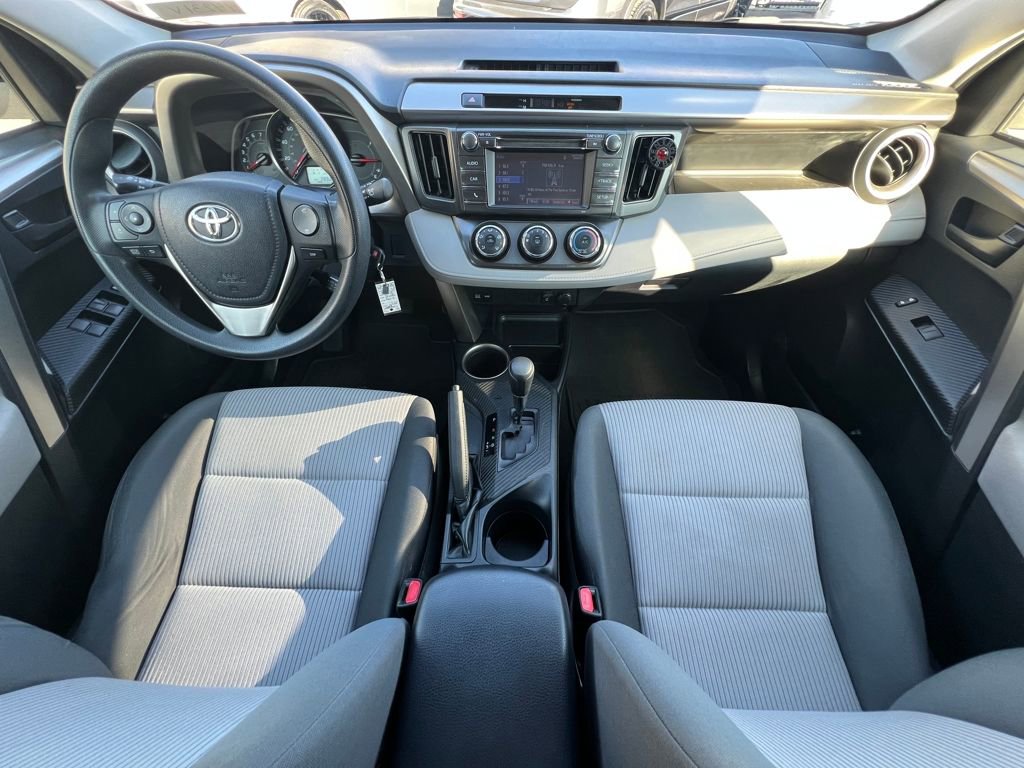 Used 2015 Toyota RAV4 LE image 21