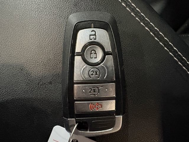 Used 2024 Ford Edge Titanium image 14