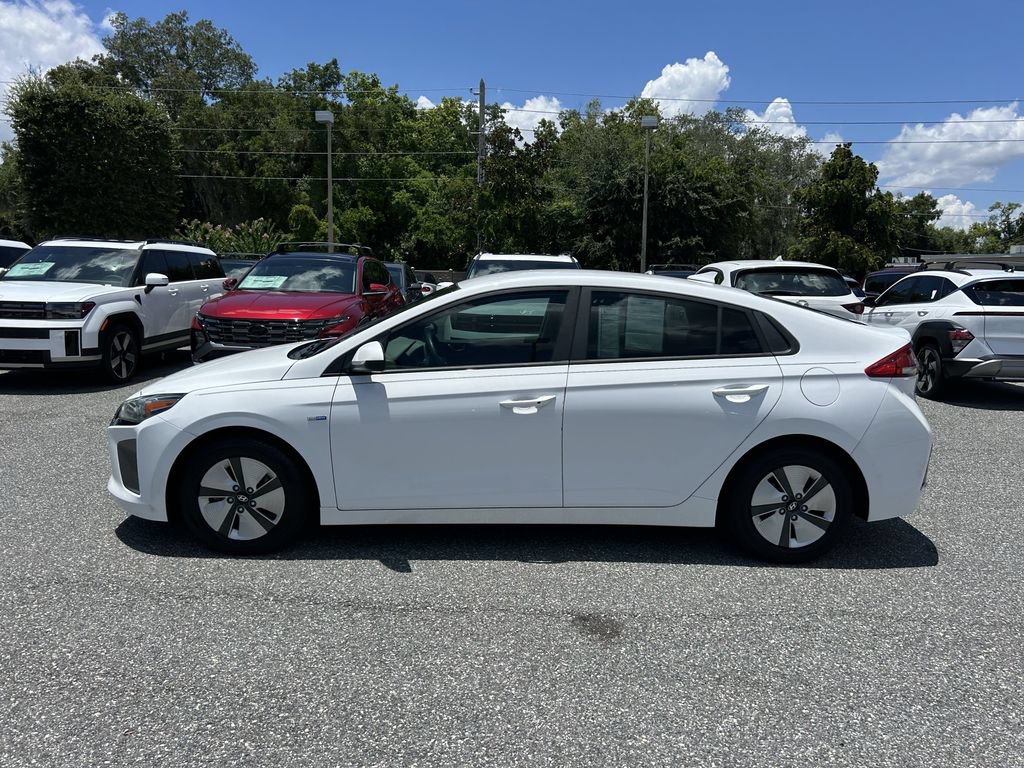 Used 2017 Hyundai Ioniq Blue FWD image 9