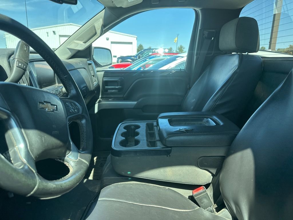 Used 2016 Chevrolet Silverado 2500 LT w/ LT Convenience Package AWD/4WD image 4