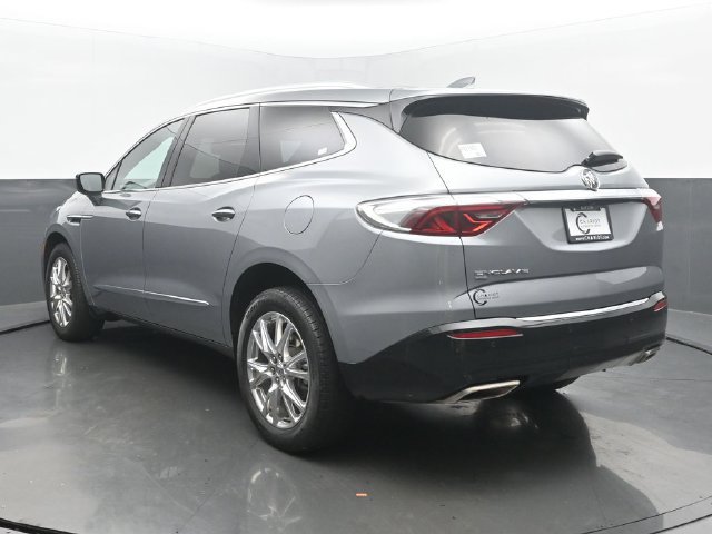 Used 2023 Buick Enclave Essence w/ Experience Buick Package AWD/4WD image 4