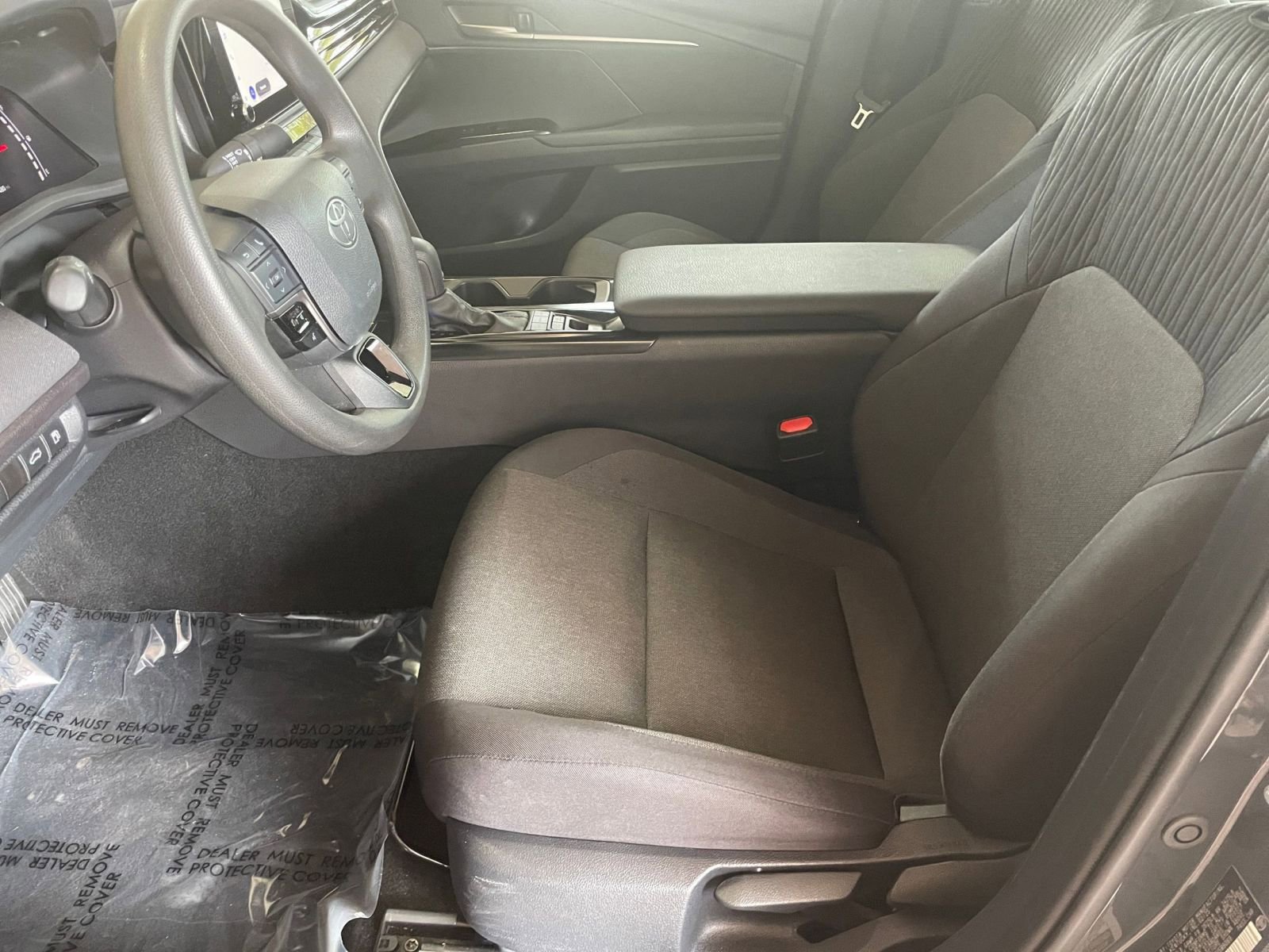 Used 2025 Toyota Camry LE image 25