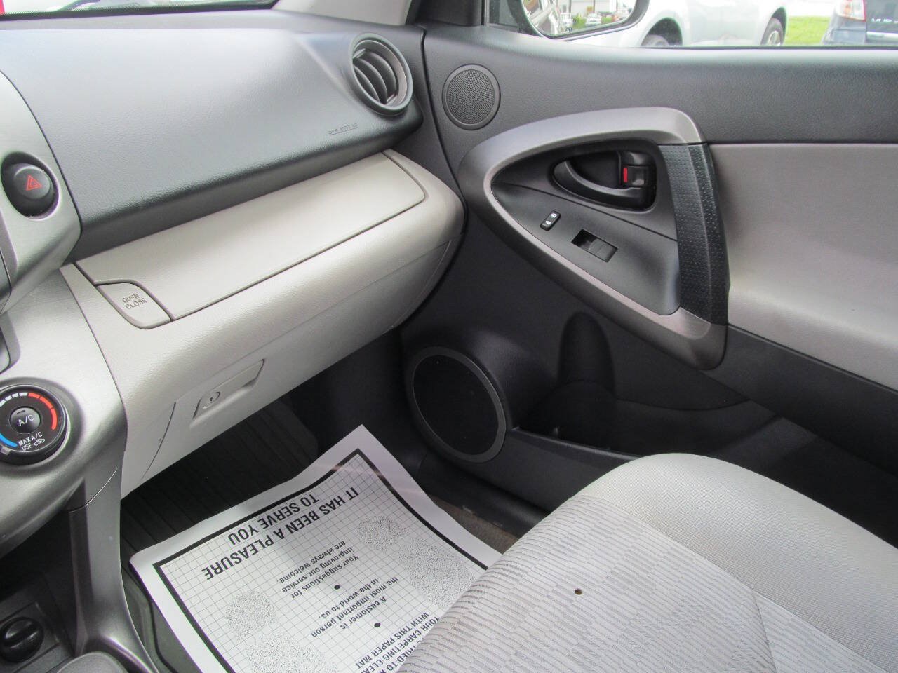 Used 2012 Toyota RAV4 4WD w/ Value Pkg image 10