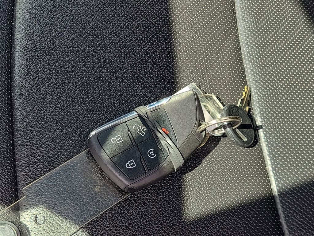 Used 2022 Chevrolet Silverado 1500 LTZ w/ LTZ Premium Package image 42