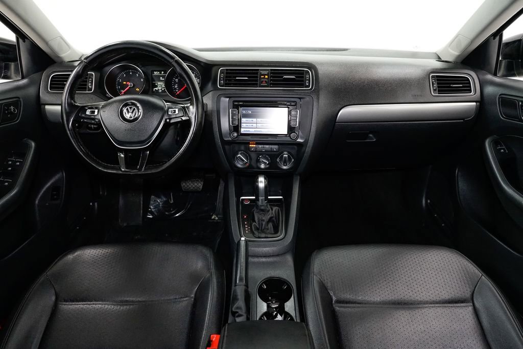 Used 2015 Volkswagen Jetta SE image 23