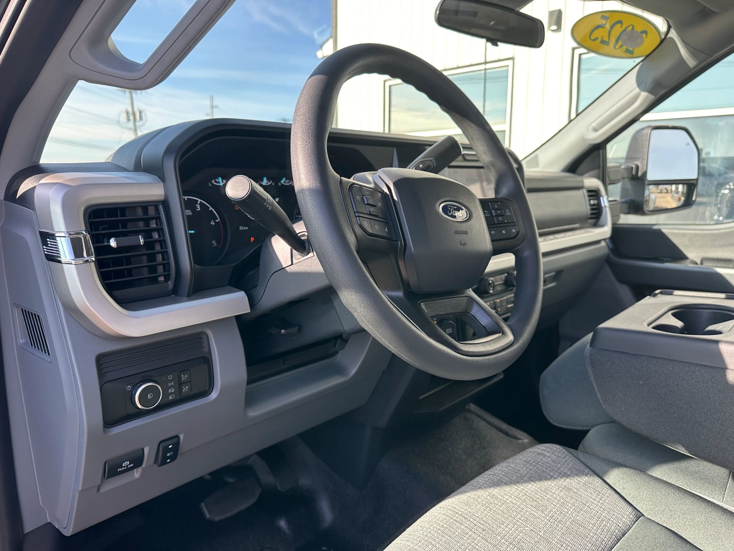 Used 2025 Ford F350 XLT w/ XLT Value Package image 14