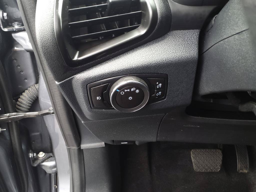 Used 2021 Ford EcoSport SE AWD/4WD image 14