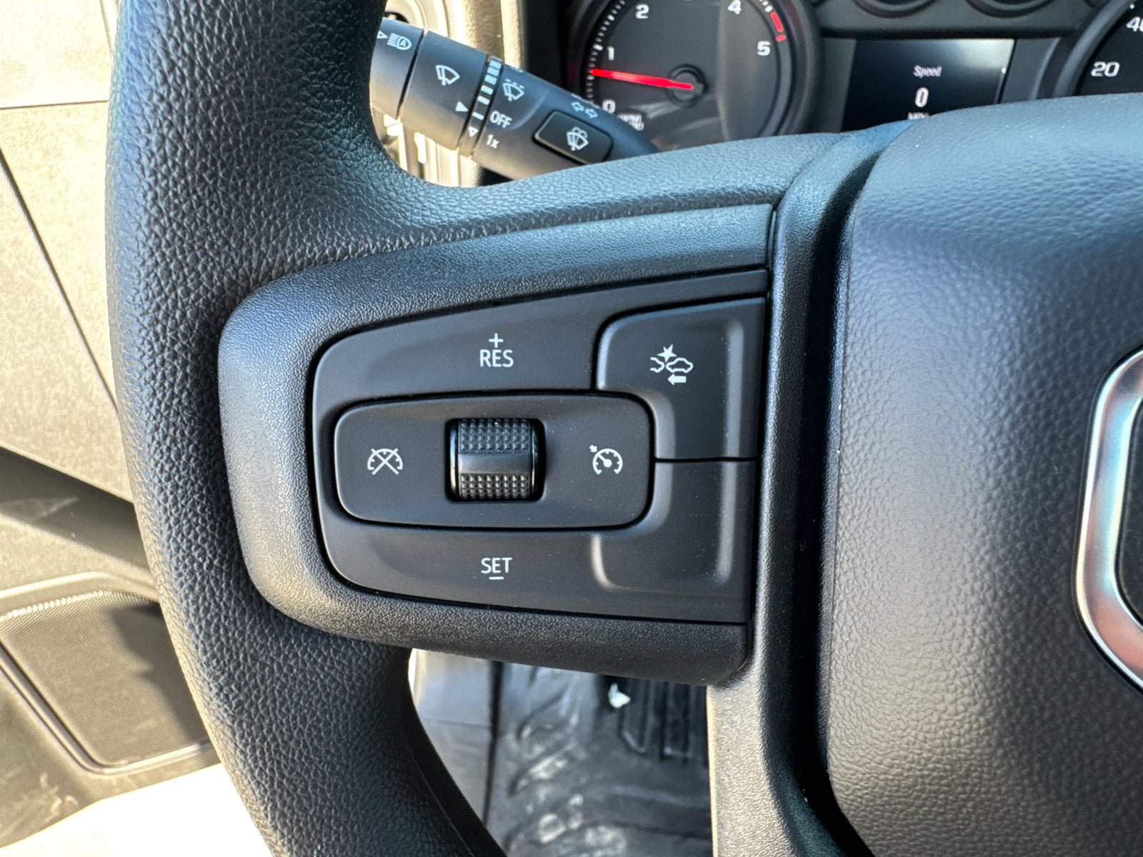 New 2025 GMC Sierra 3500 Pro w/ Fleet Convenience Package image 28