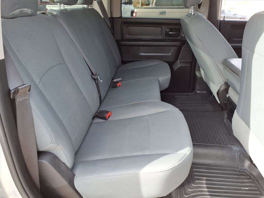 Used 2018 RAM 2500 Tradesman w/ Chrome Appearance Group image 14