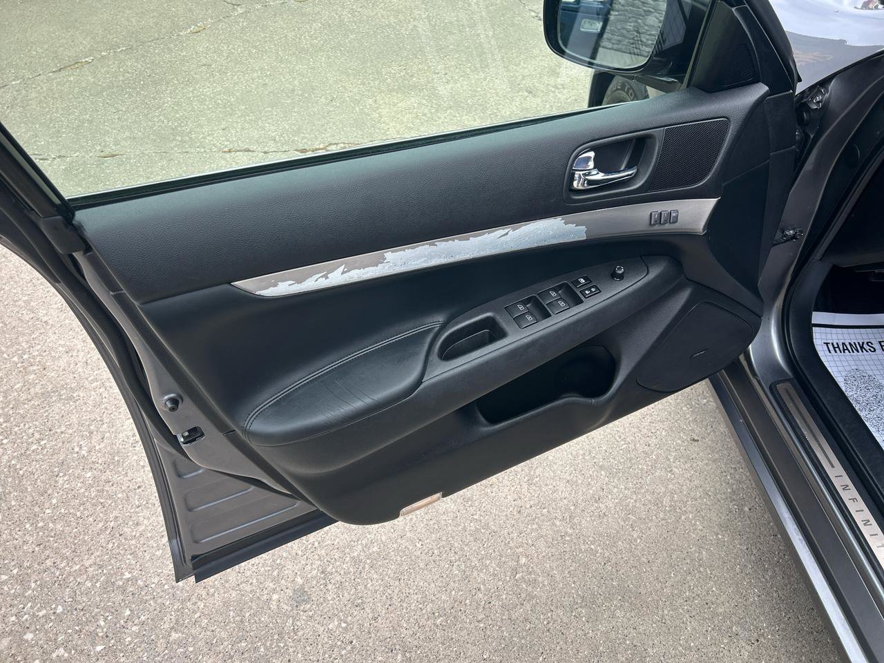 Used 2012 INFINITI G37 Journey w/ Premium Pkg RWD image 9